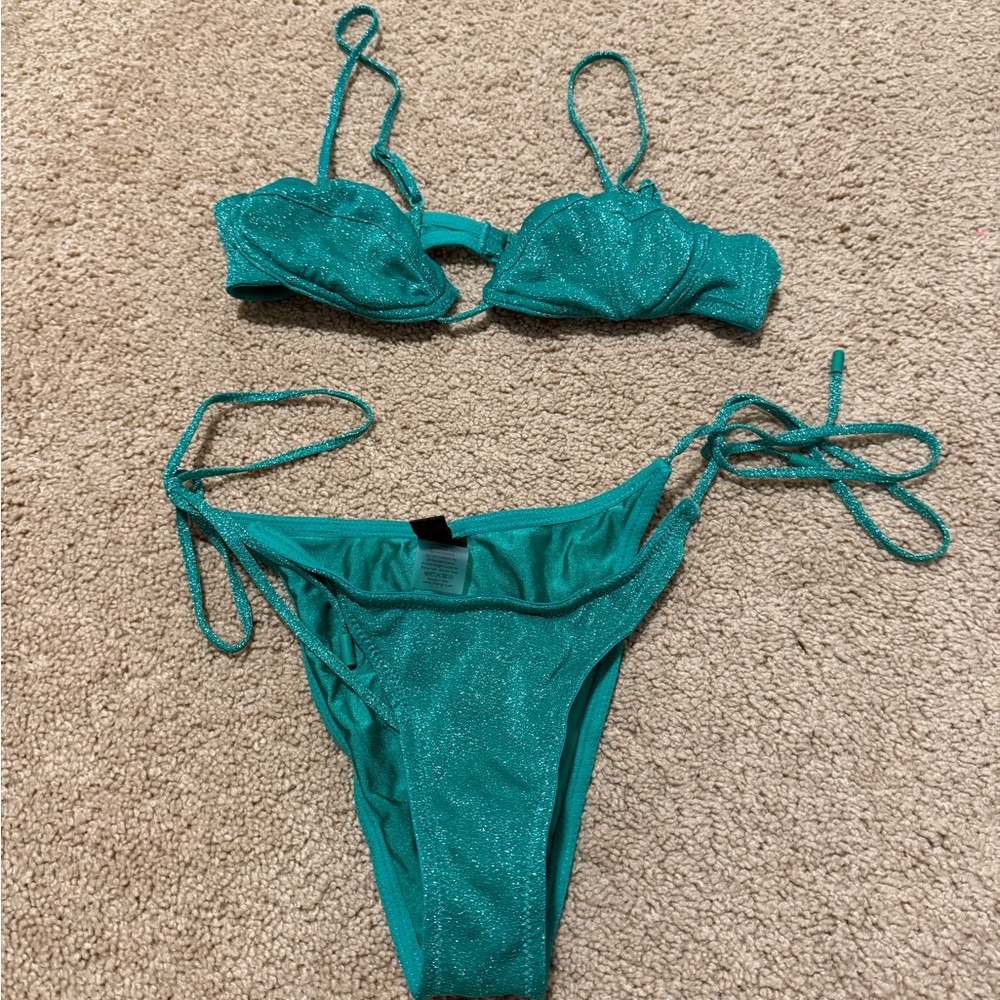 TRIANGL SWIMWEAR